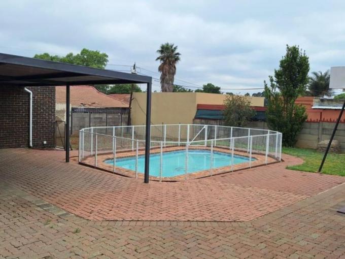 3 Bedroom House for Sale For Sale in Elandspark - MR698663