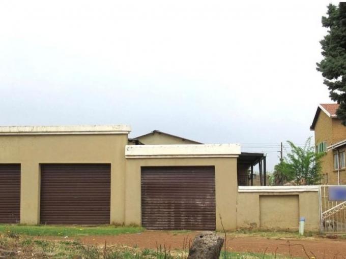 3 Bedroom House for Sale For Sale in Eldorado Park AH - MR698670