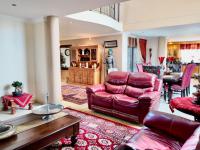  of property in Safarituine