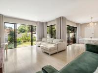  of property in Sandown