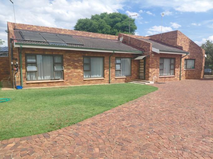 3 Bedroom House for Sale For Sale in Nigel - MR698686