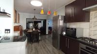 Kitchen - 10 square meters of property in Waterkloof Glen