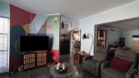 Lounges - 19 square meters of property in Waterkloof Glen