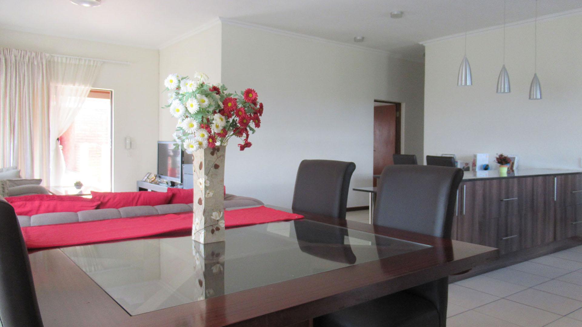 Dining Room - 9 square meters of property in Elandspark