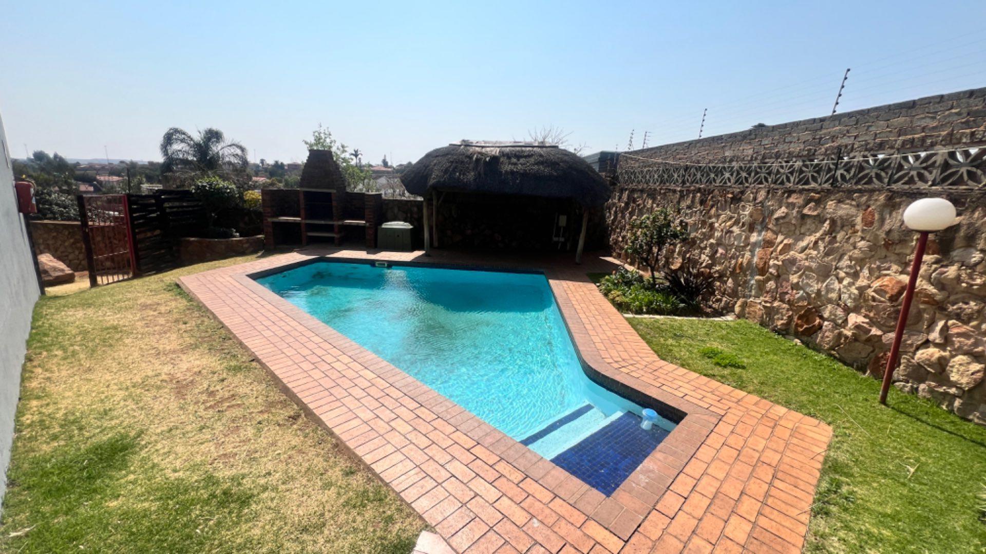  of property in Ridgeway