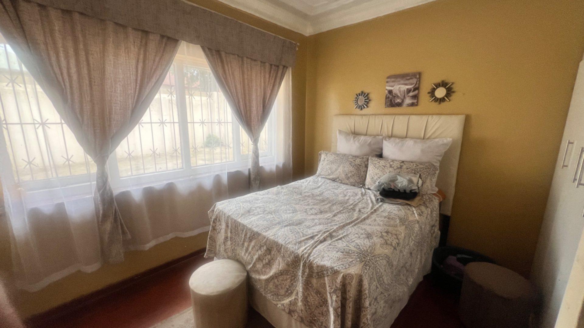  of property in Rosettenville