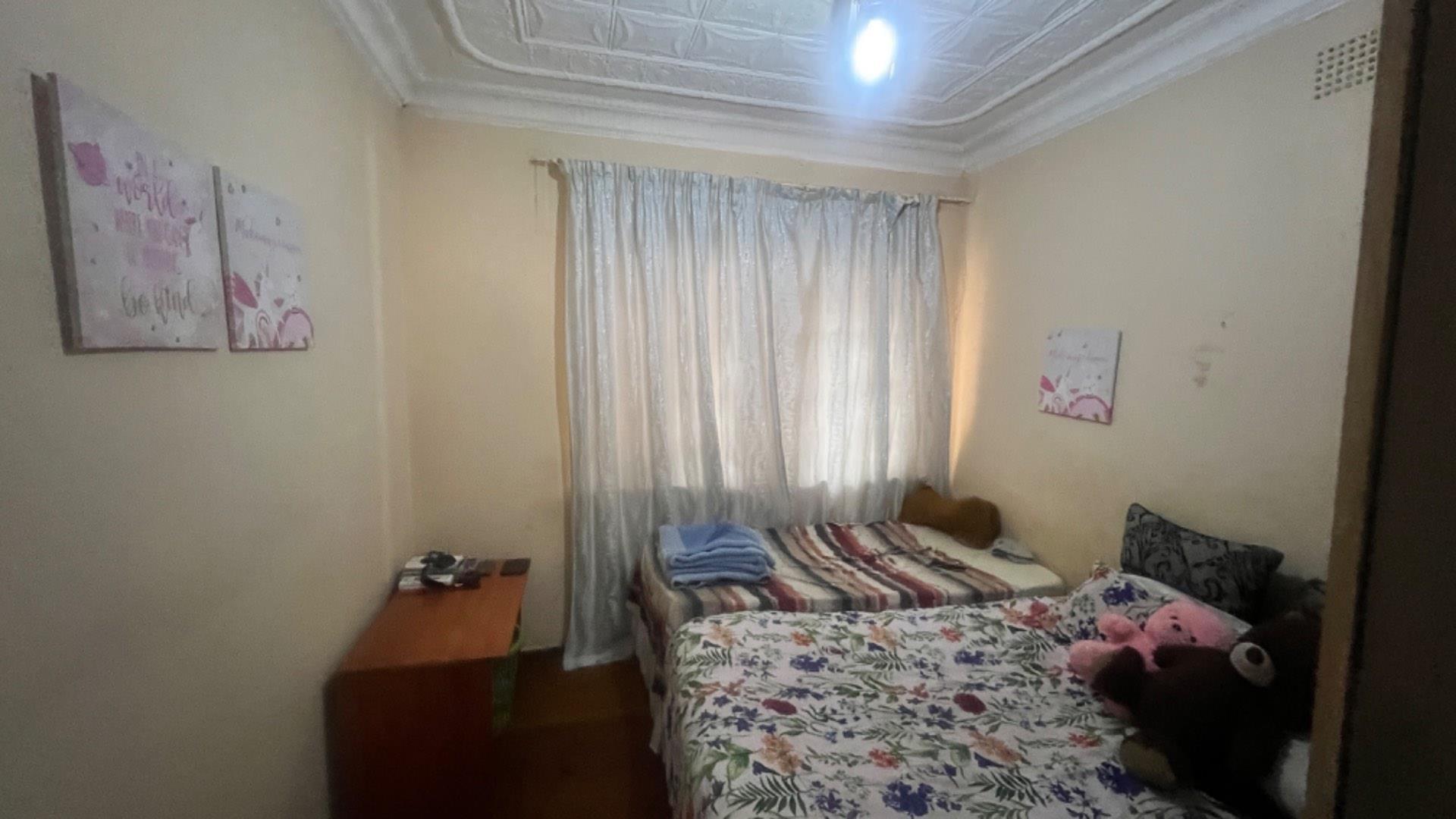  of property in Rosettenville