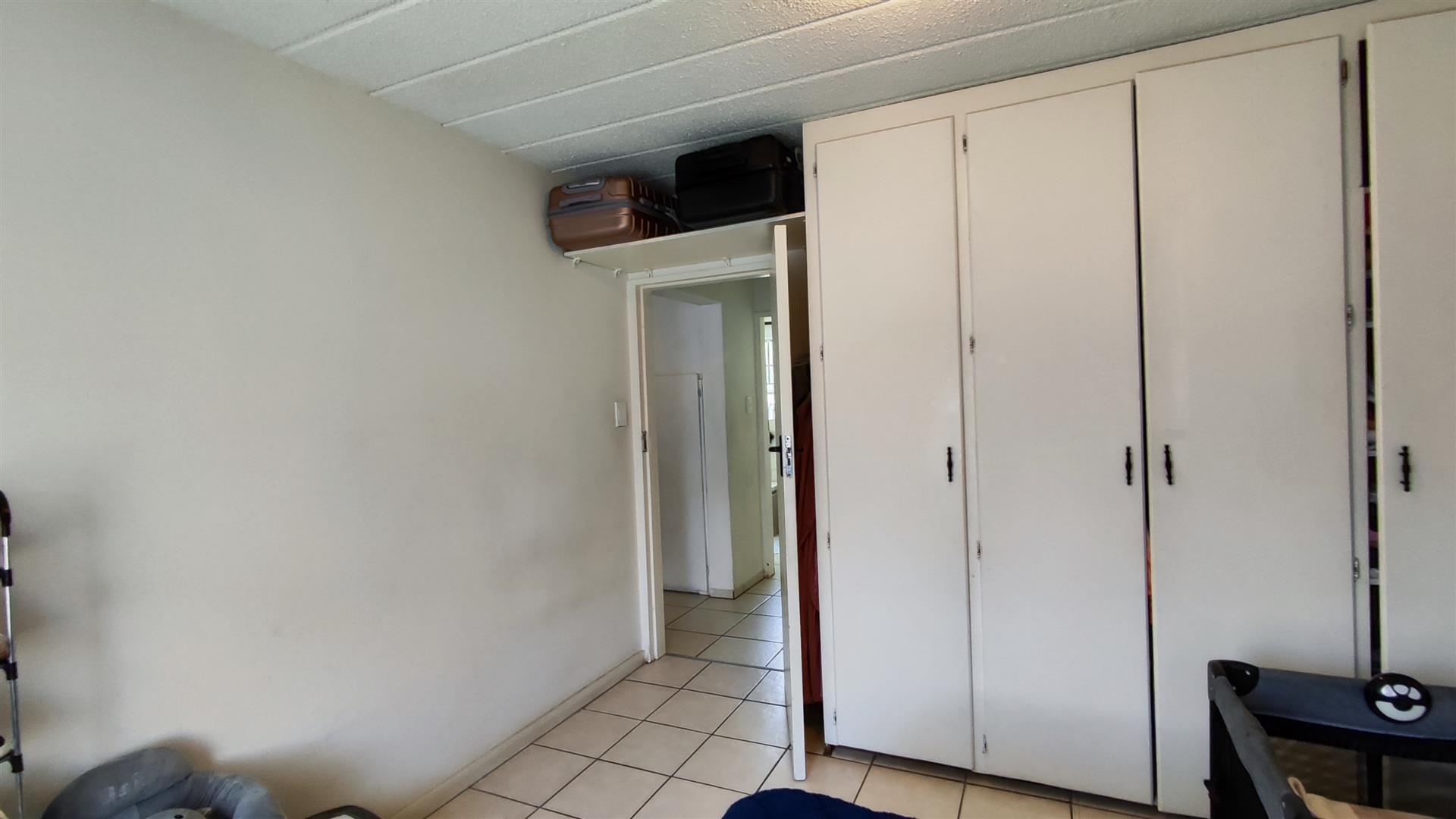 Bed Room 2 - 13 square meters of property in Ravenswood