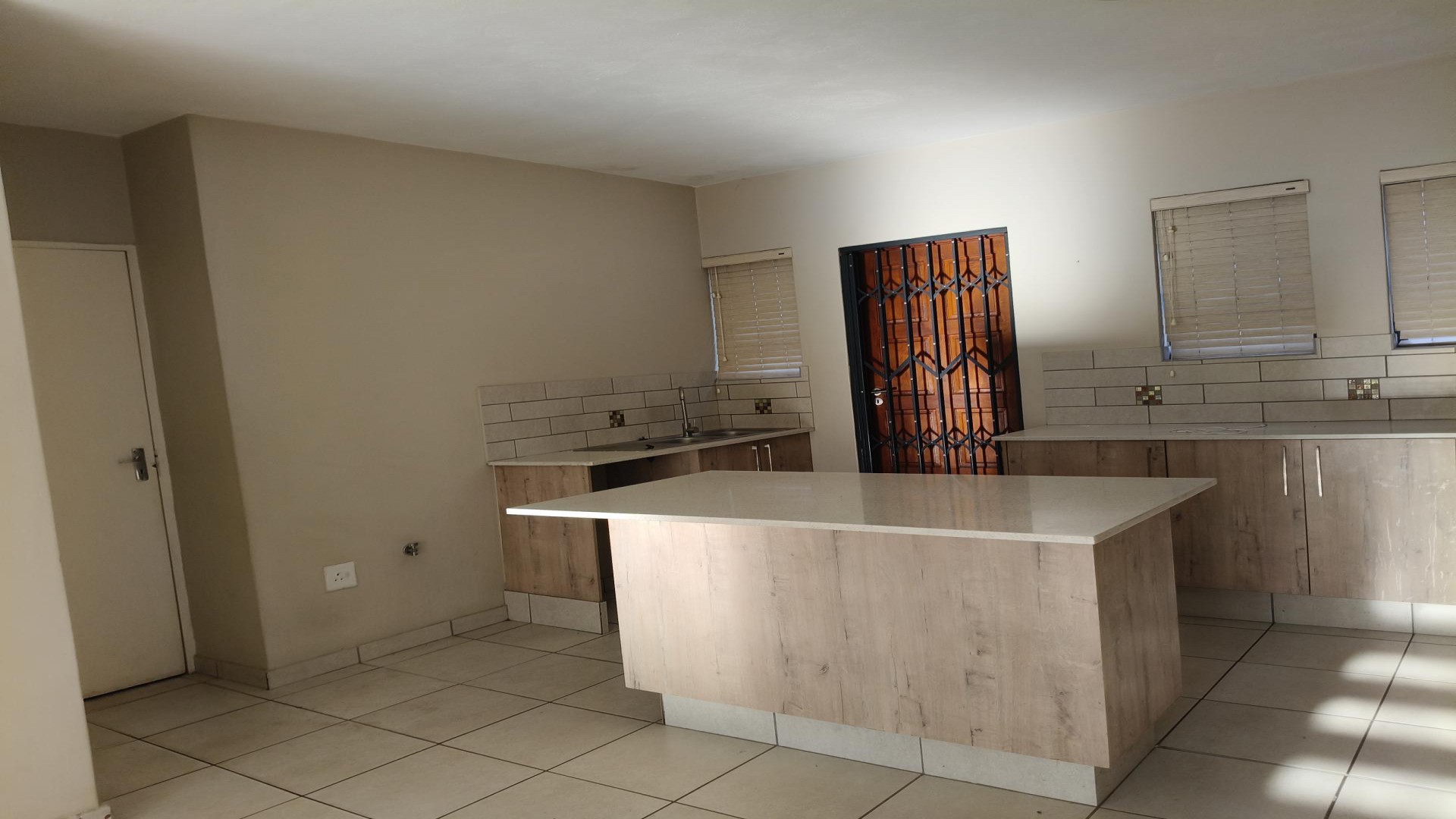 Kitchen of property in Waterkloof (Rustenburg)
