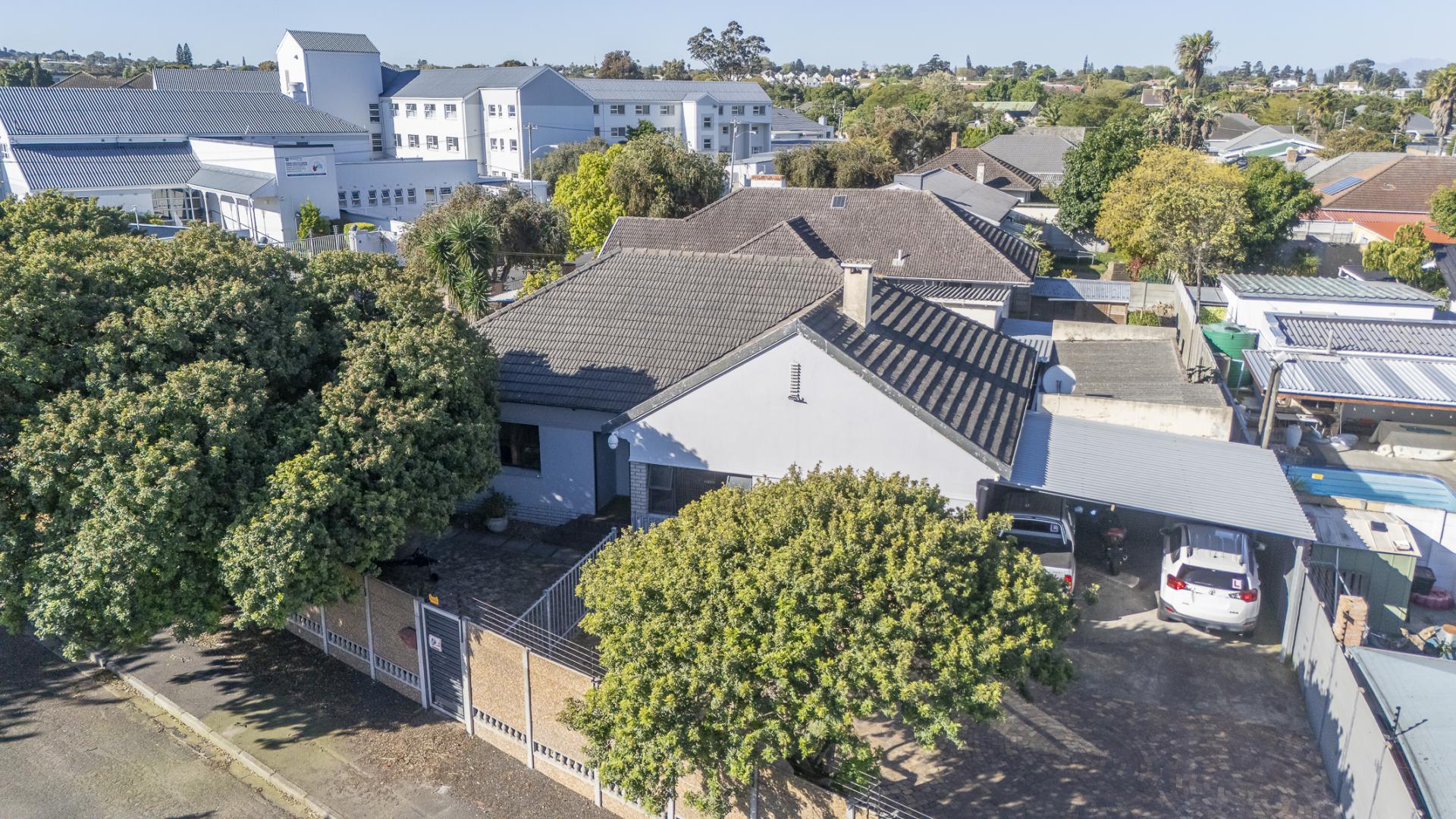  of property in Chrismar