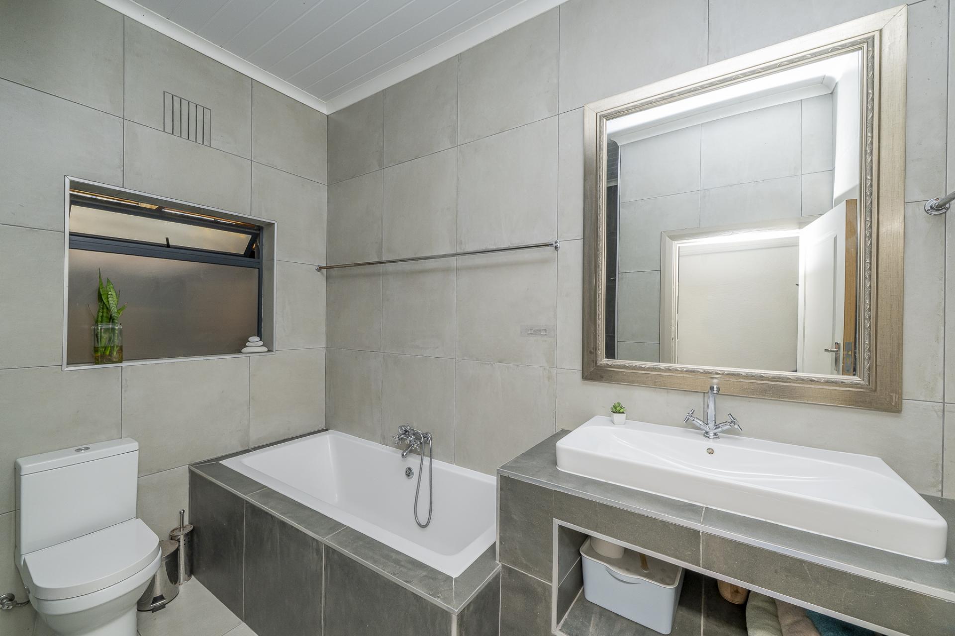  of property in Chrismar