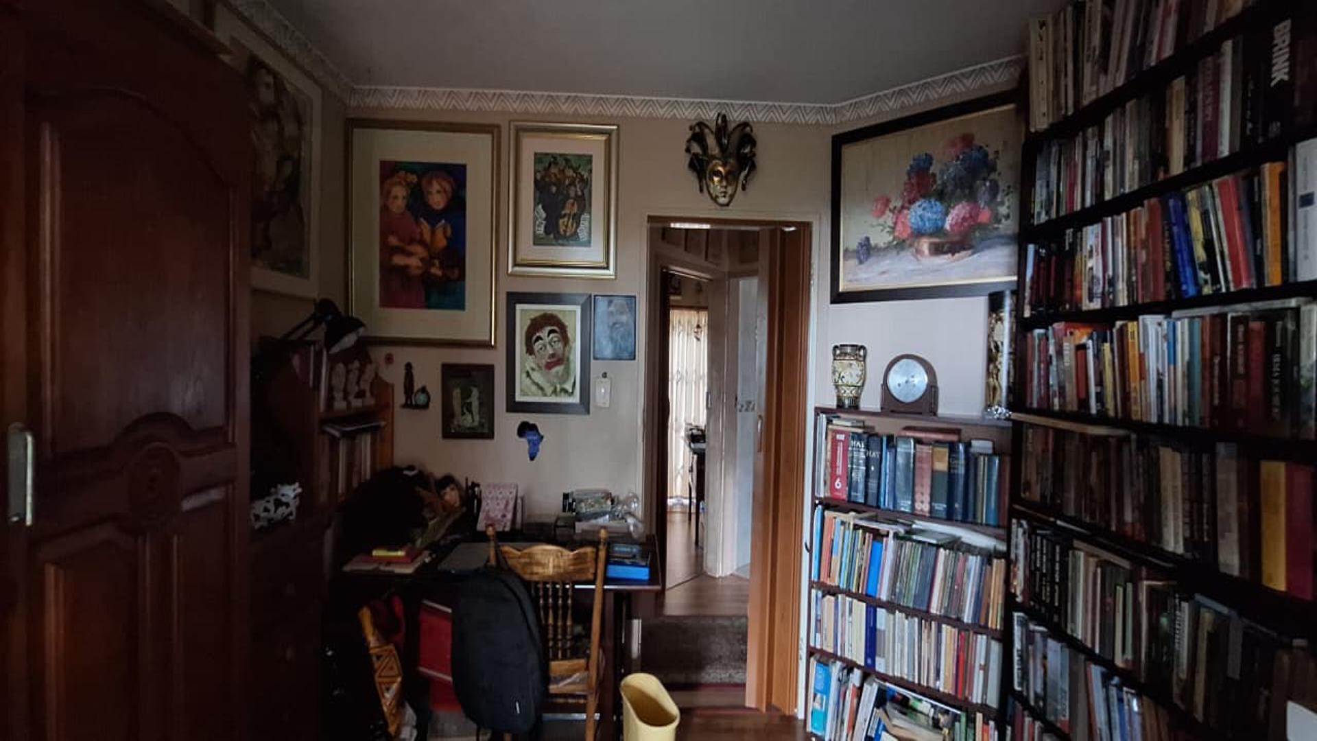 Study - 10 square meters of property in Helderkruin