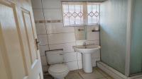 Bathroom 1 of property in Kingsburgh