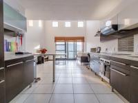  of property in Bassonia