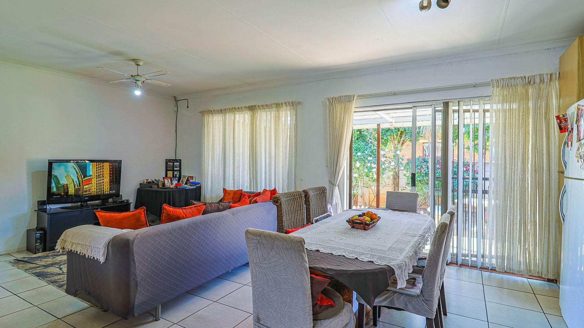  of property in Radiokop