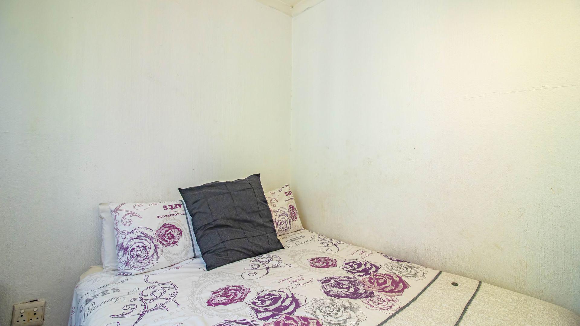  of property in Radiokop