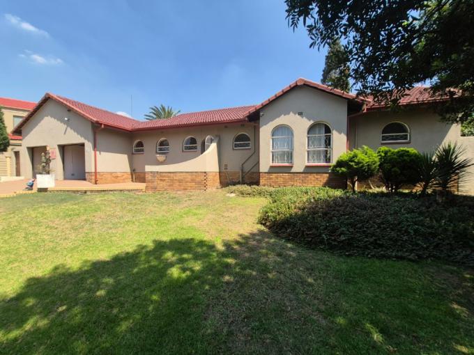 3 Bedroom House for Sale For Sale in Mulbarton - MR698820