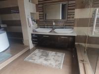  of property in Woodmead