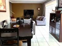  of property in Glenvista