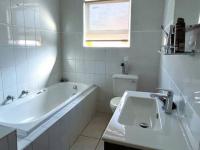  of property in Glenvista