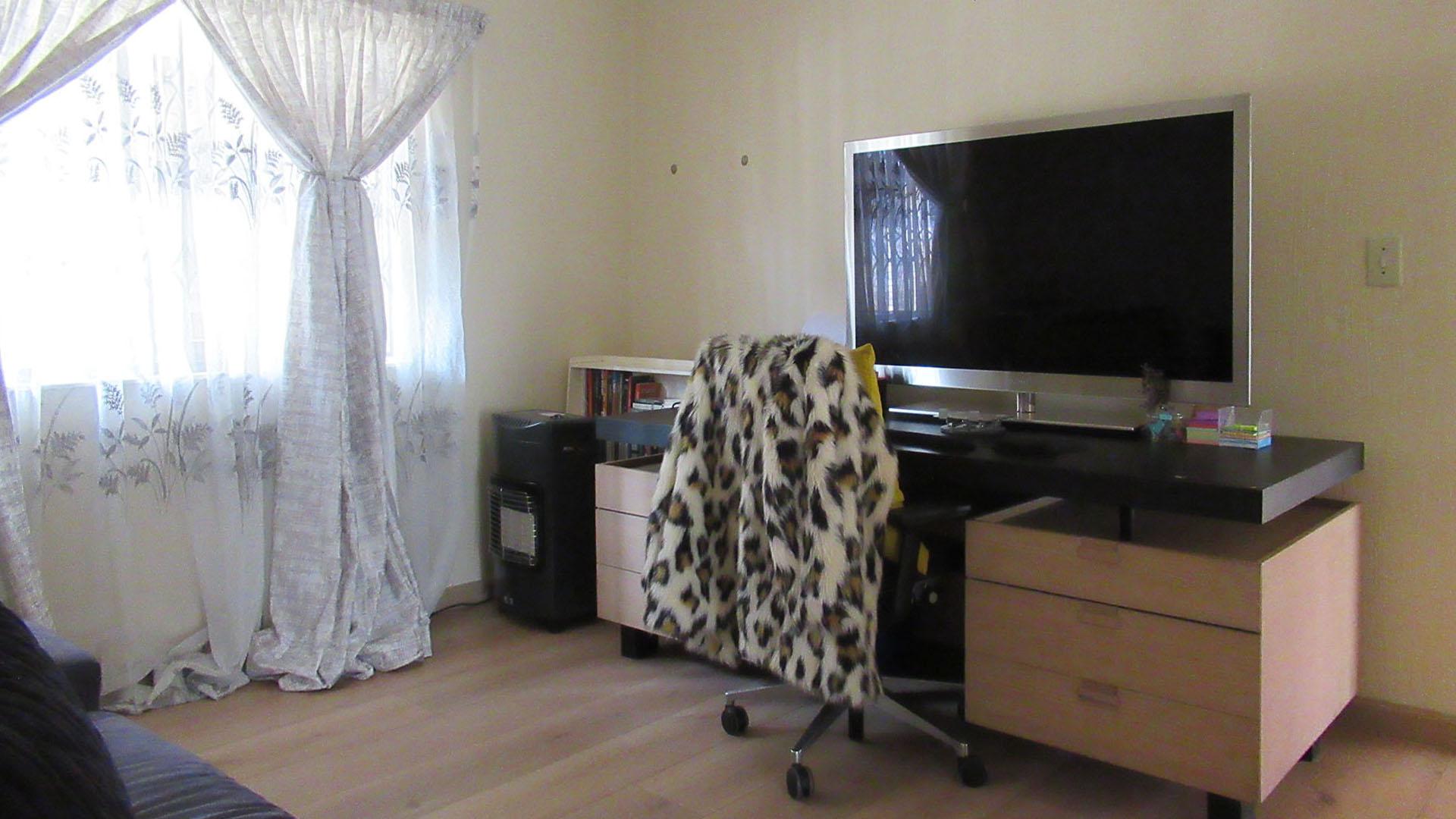 Study - 14 square meters of property in Ferndale - JHB