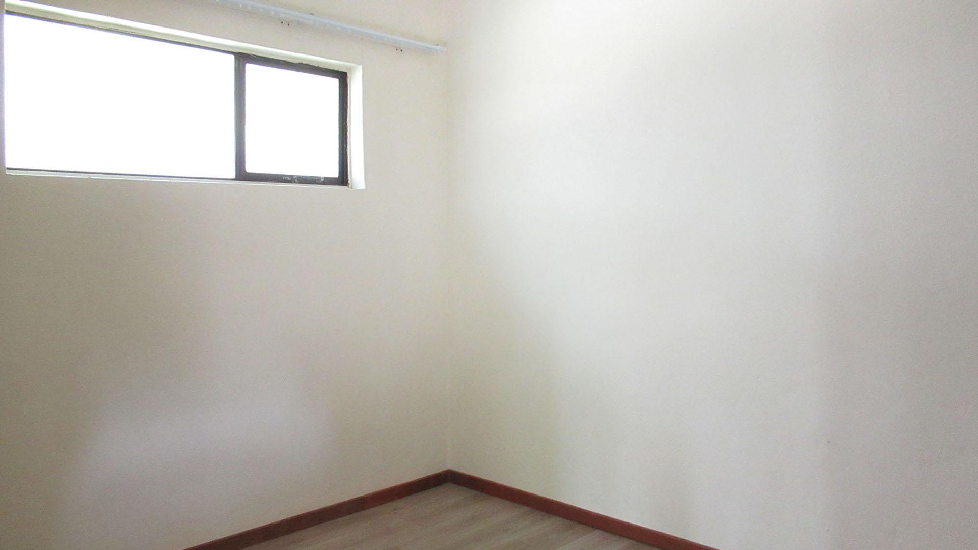 Bed Room 4 - 10 square meters of property in Ferndale - JHB