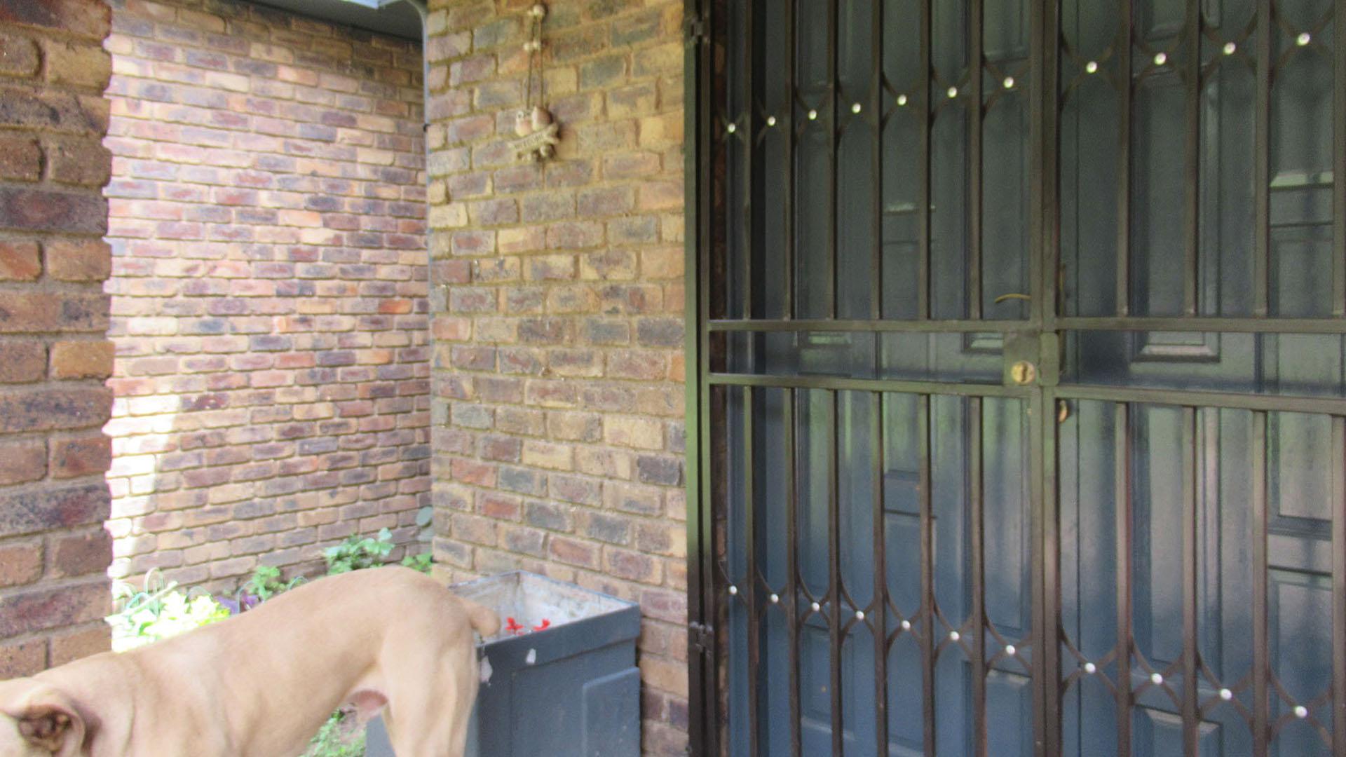 Patio - 47 square meters of property in Ferndale - JHB