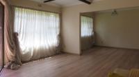 Dining Room - 34 square meters of property in Ferndale - JHB