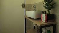 Guest Toilet - 2 square meters of property in Ferndale - JHB