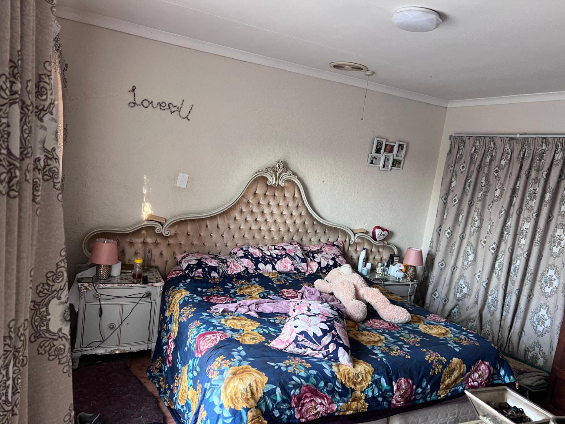  of property in Roodekrans