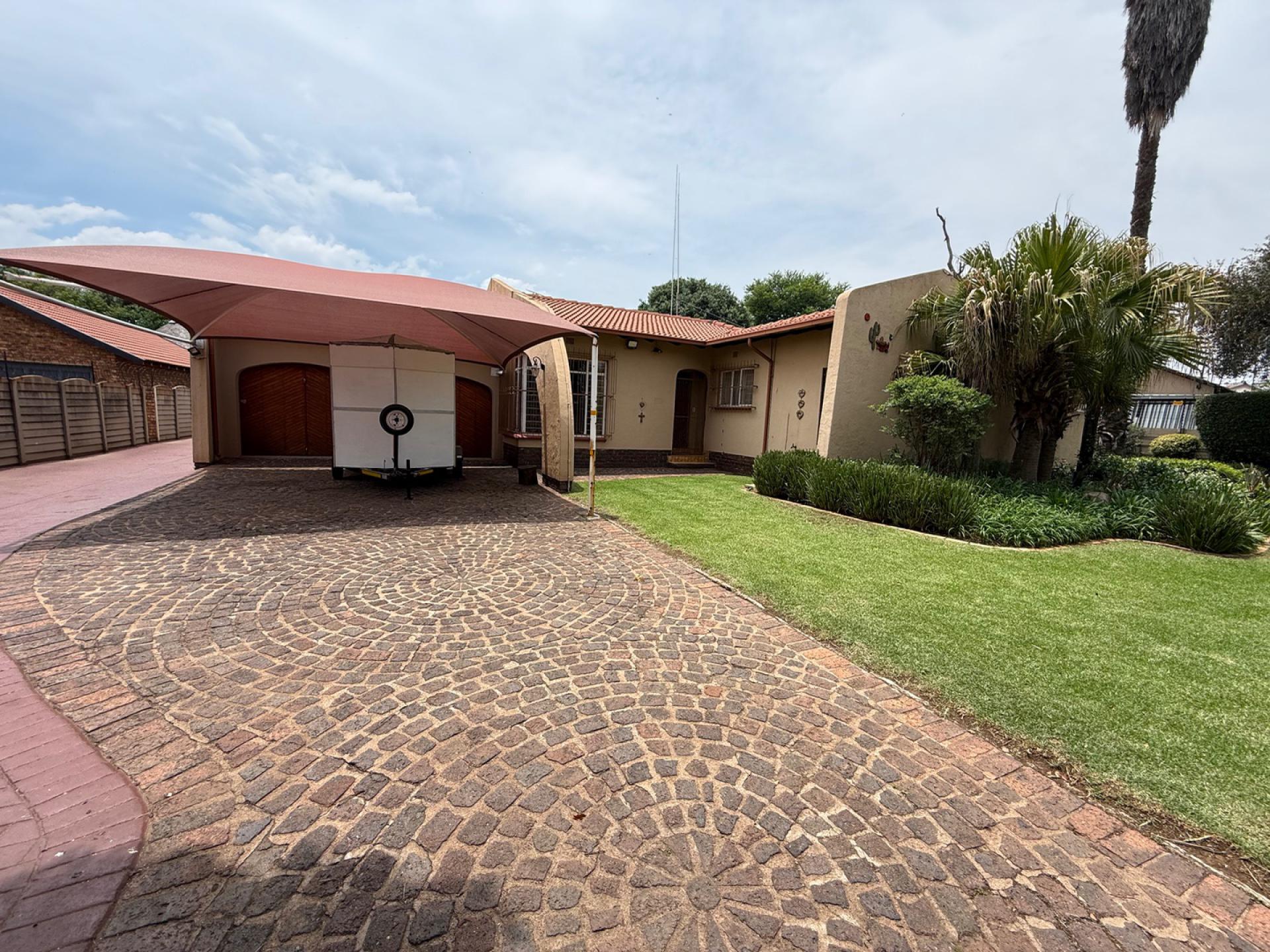  of property in Brackenhurst