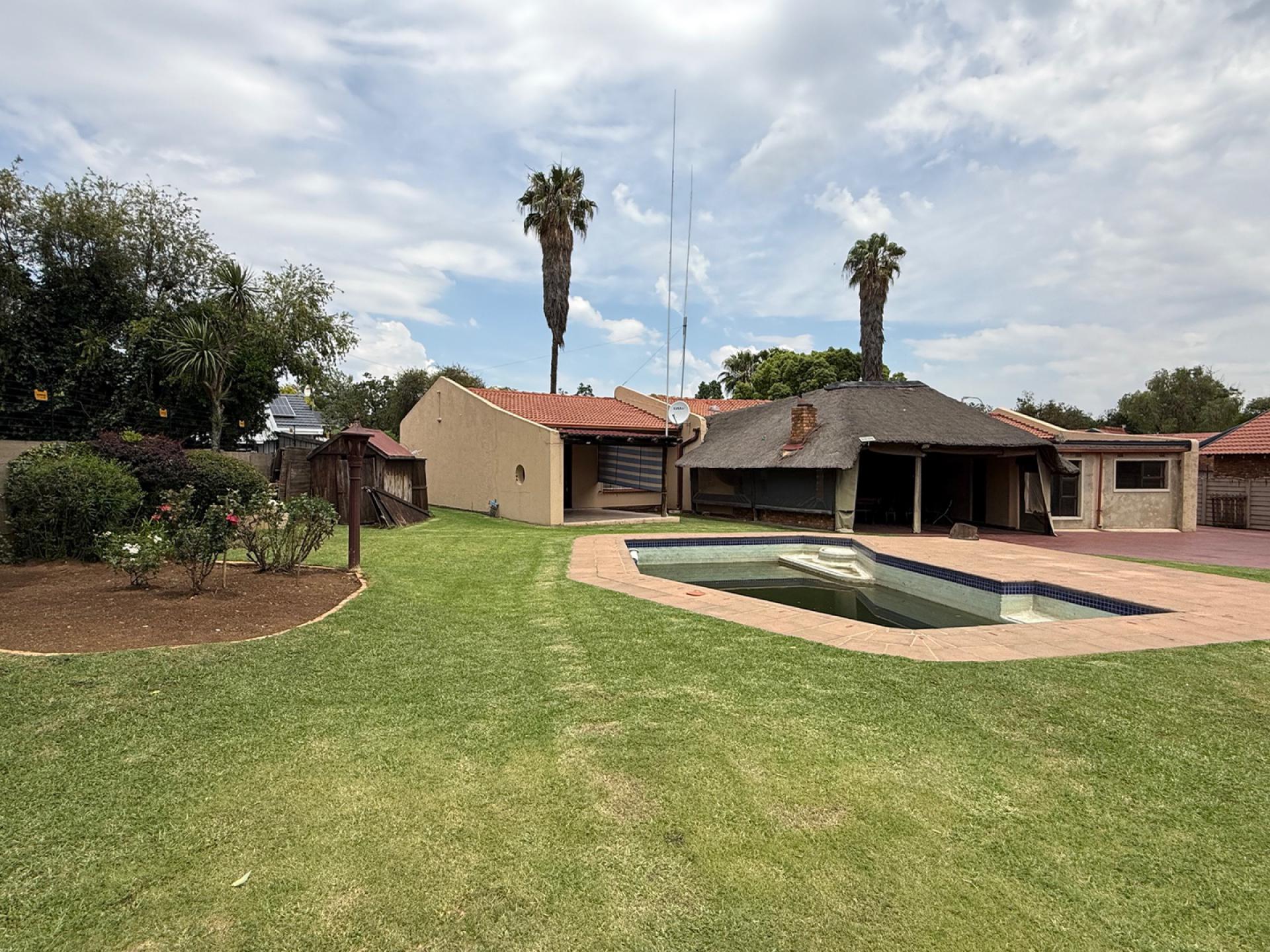  of property in Brackenhurst