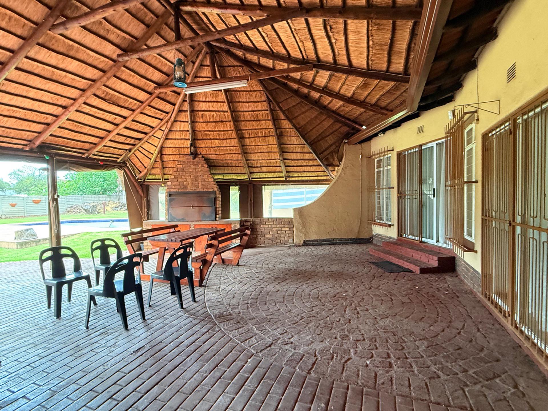  of property in Brackenhurst