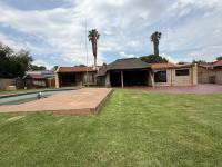  of property in Brackenhurst