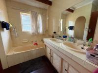  of property in Brackenhurst