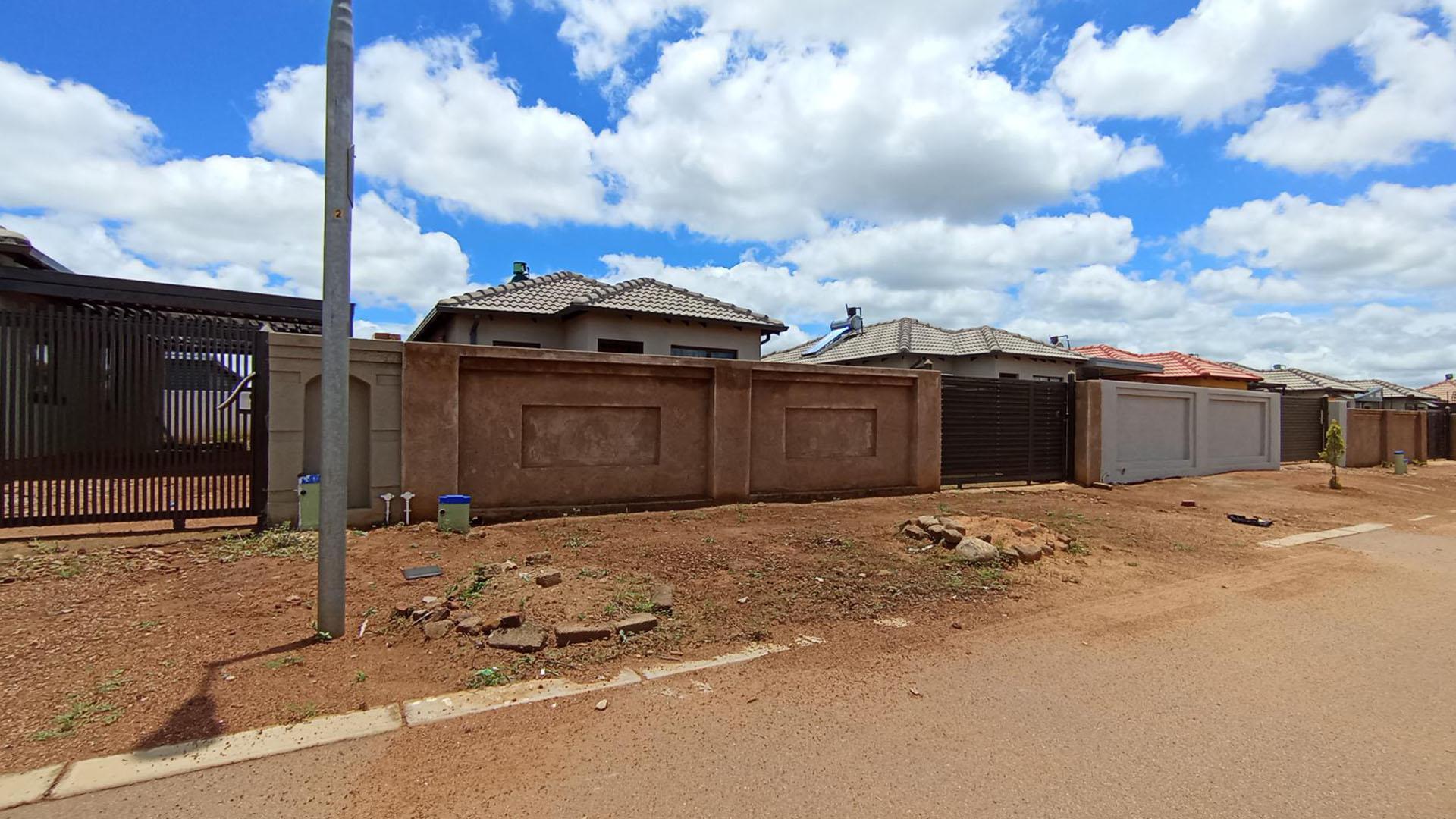 Front View of property in Soshanguve East
