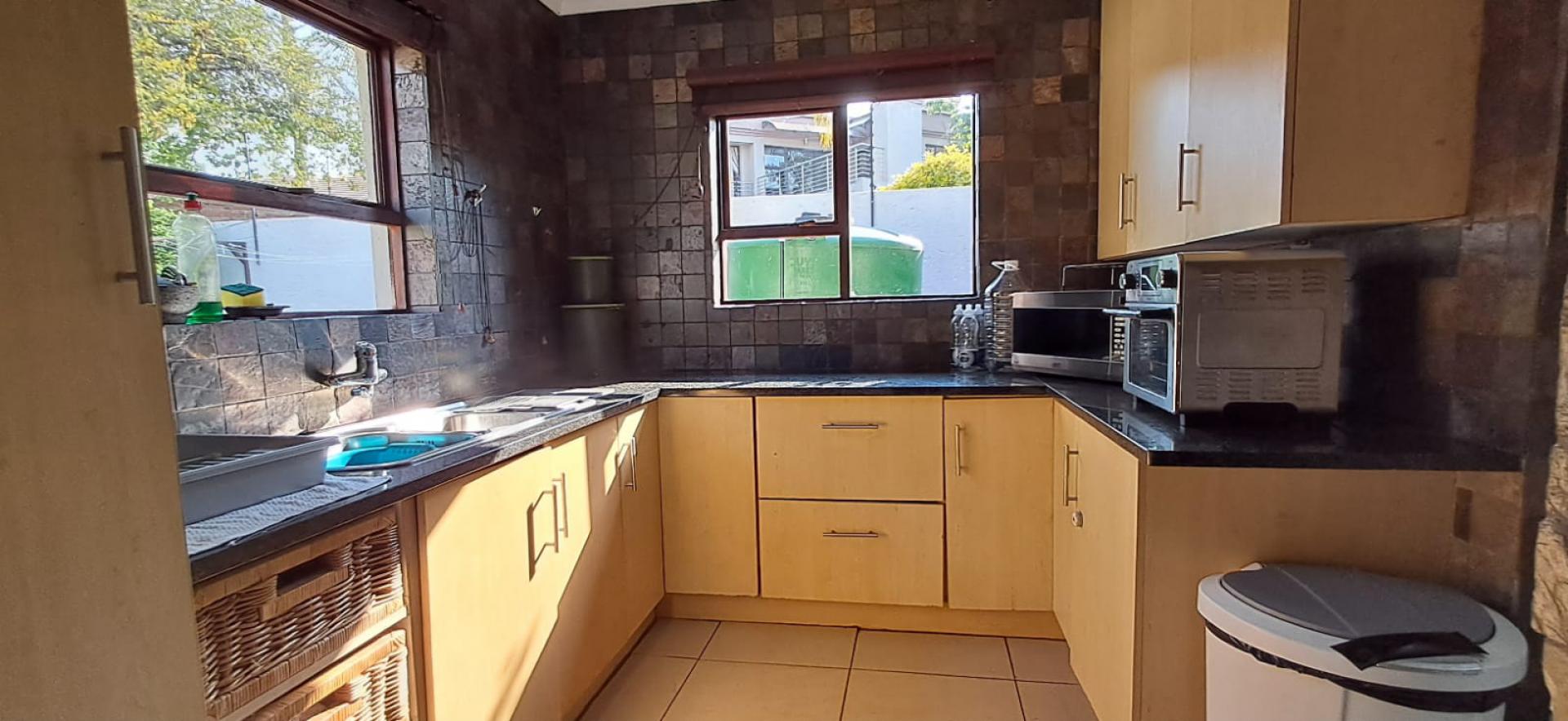  of property in Bendor