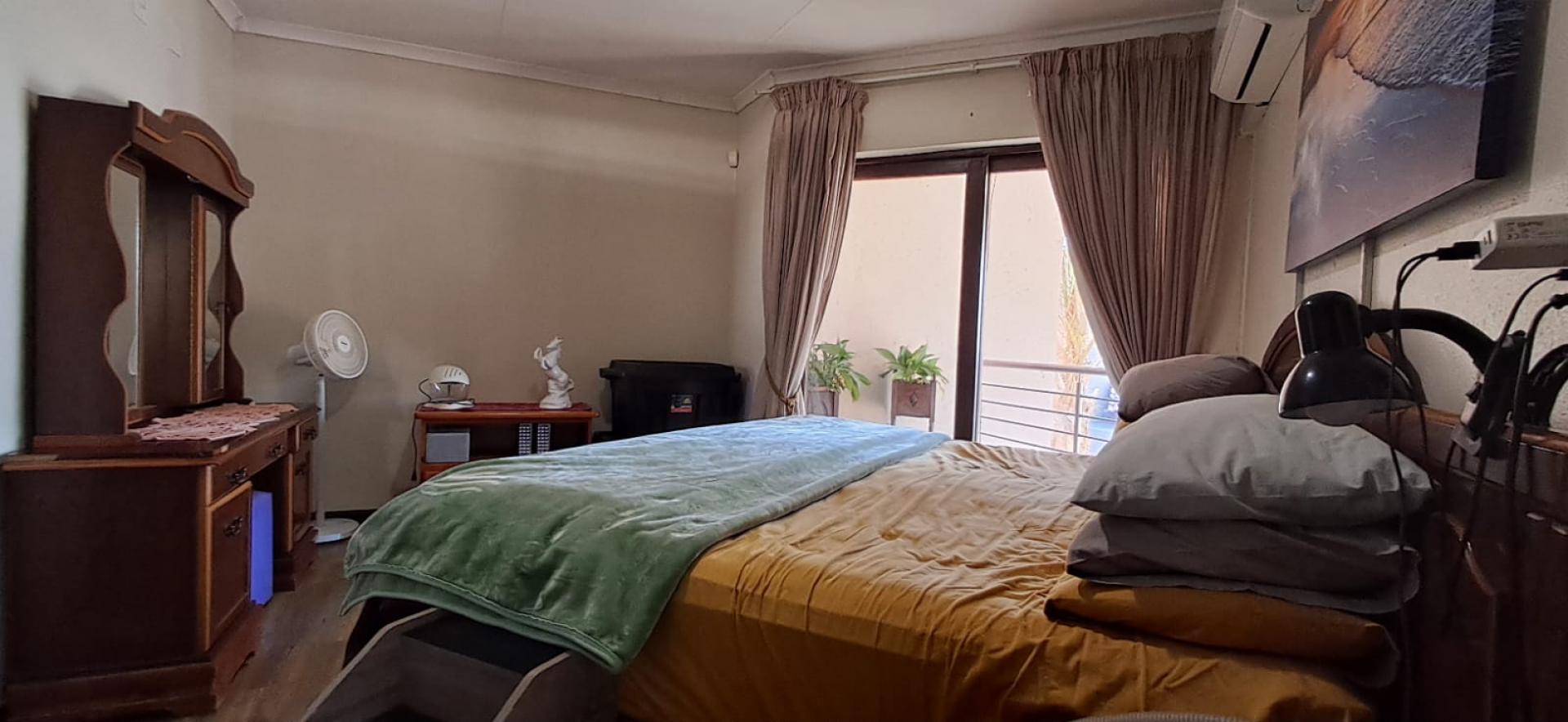  of property in Bendor