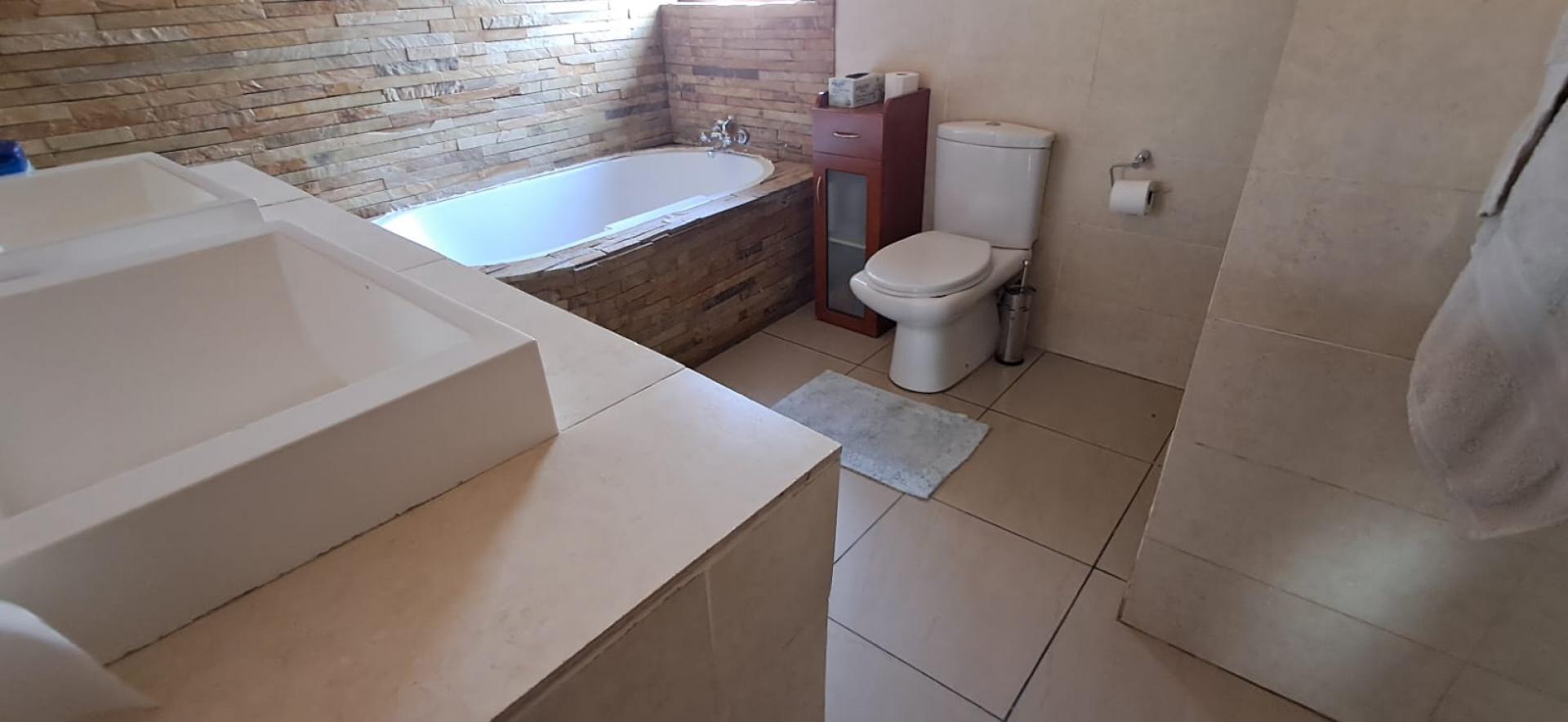  of property in Bendor