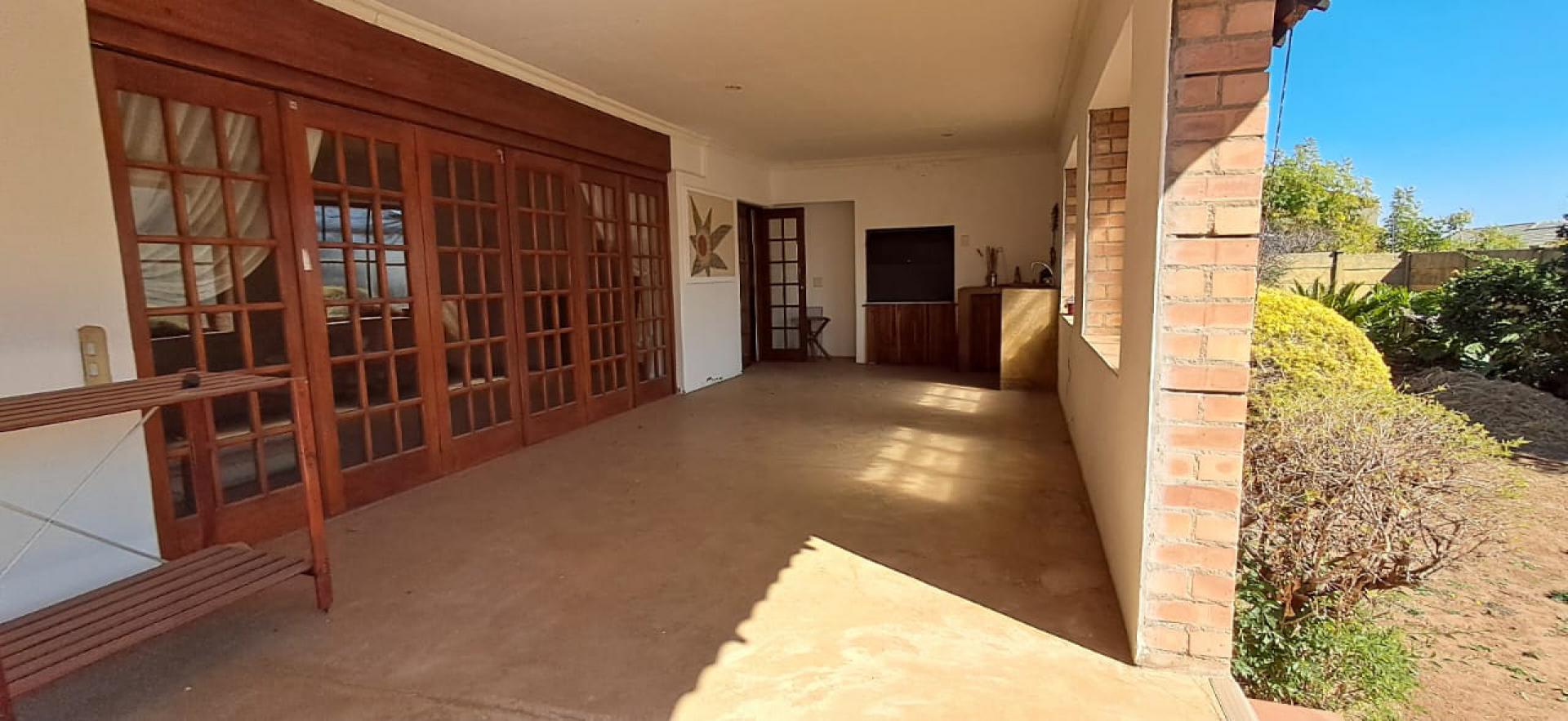  of property in Bendor