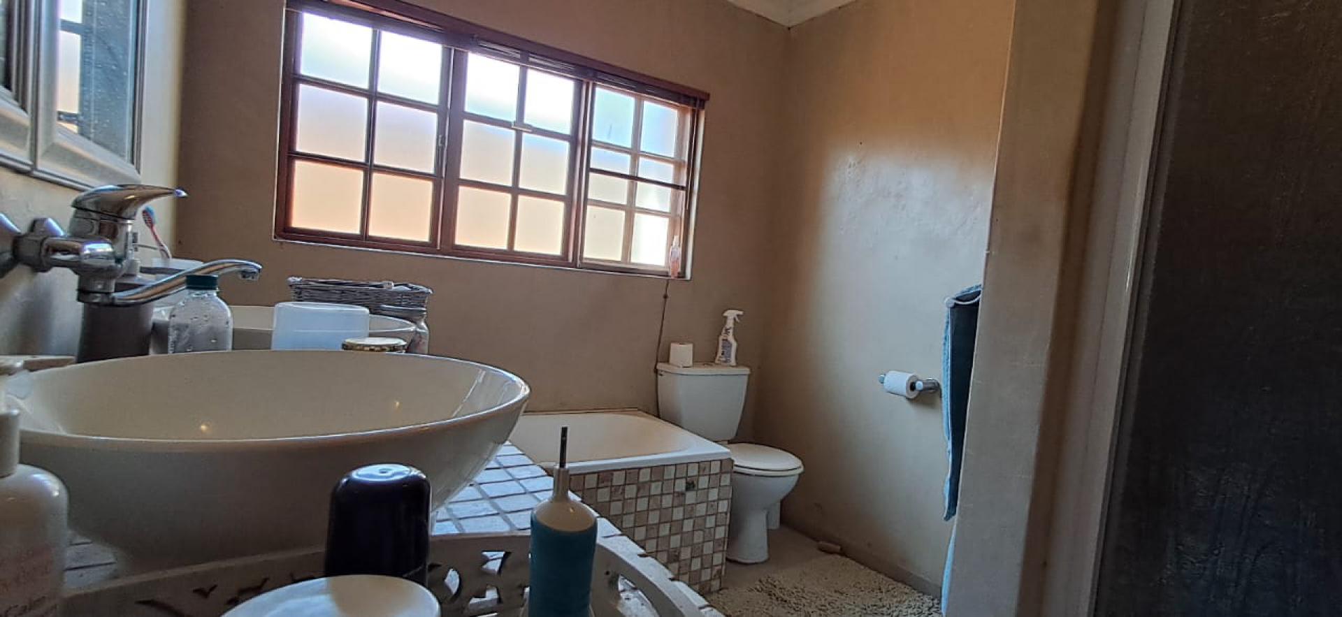  of property in Bendor