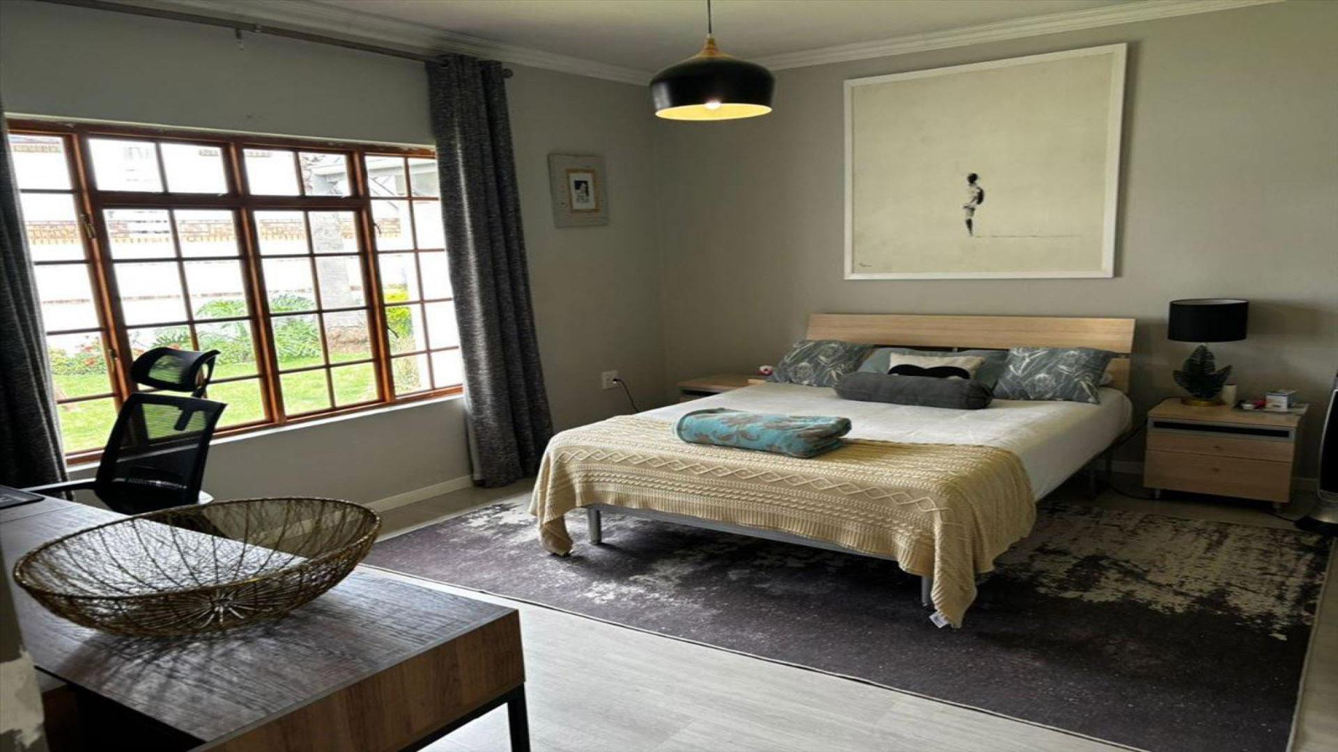 Bed Room 1 of property in Benoni