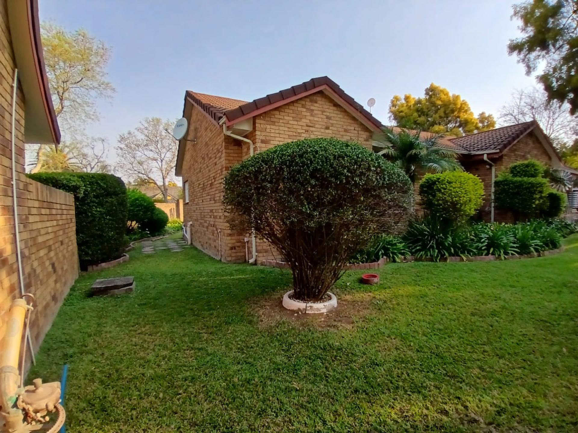  of property in Aviary Hill