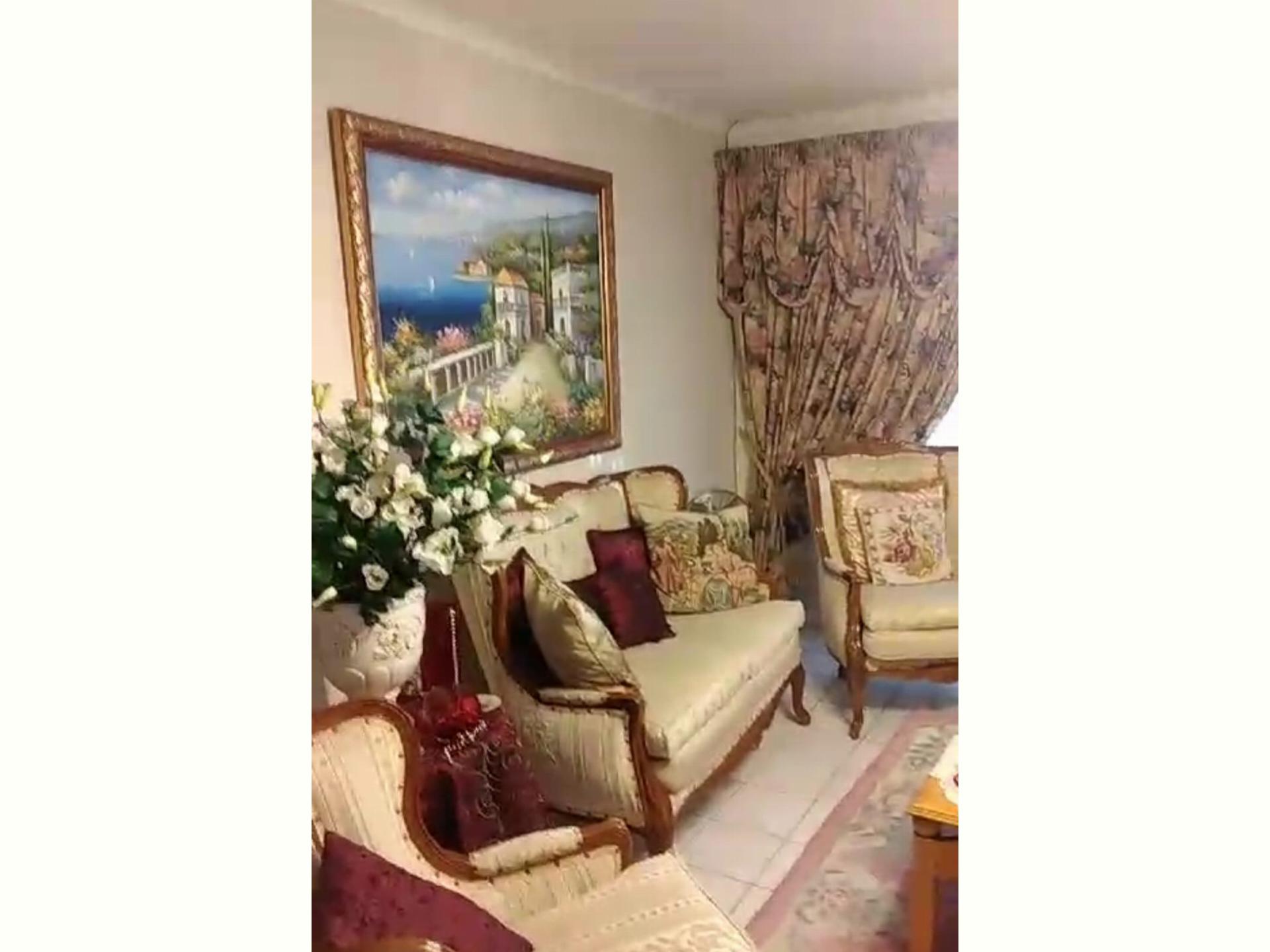  of property in Aviary Hill