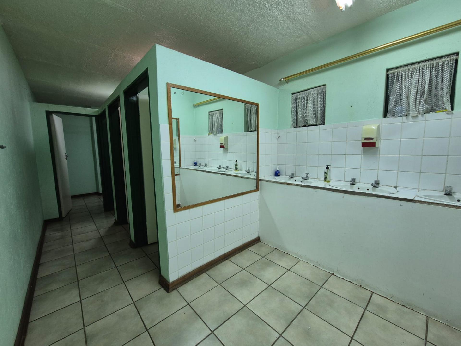  of property in Sunnyridge 