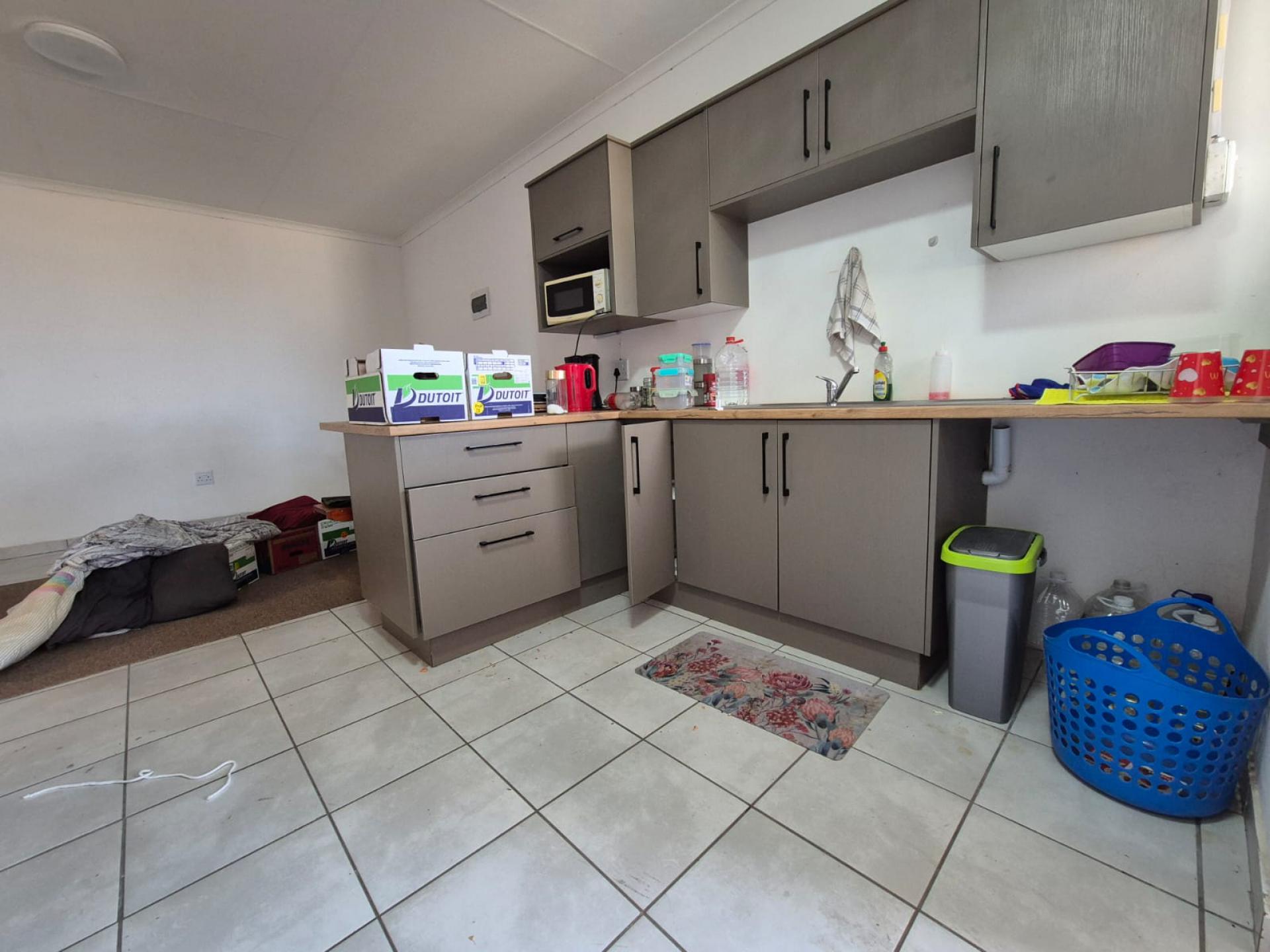  of property in Sunnyridge 