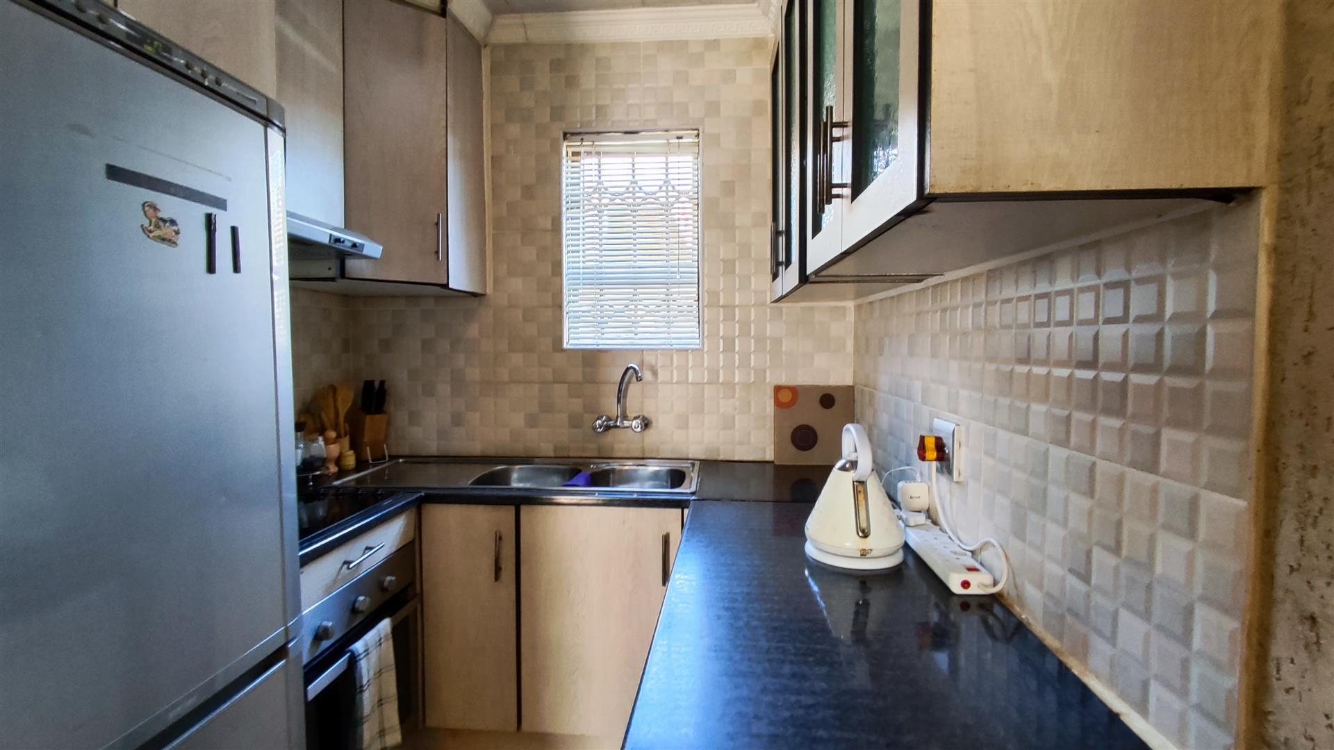 Kitchen - 4 square meters of property in Golden Gardens