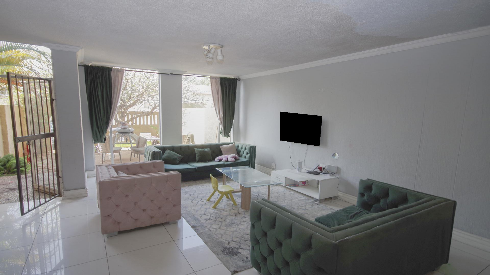 Lounges of property in Blackheath - JHB