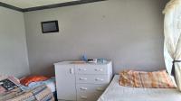 Bed Room 1 of property in Roodepoort