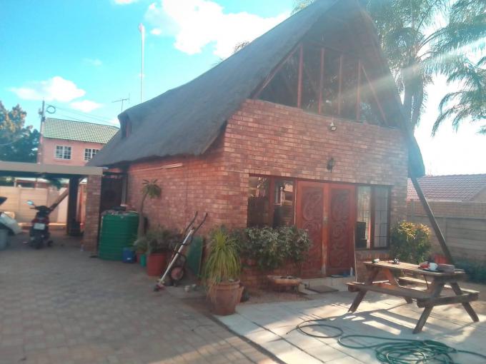 2 Bedroom House for Sale For Sale in Welgelegen (Polokwane) - MR699000
